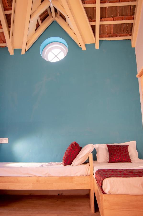 Roambay Hostel Mysore Bagian luar foto